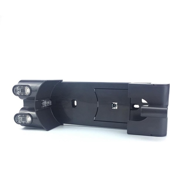 Dyson Charging Station - Picture 7 of 15